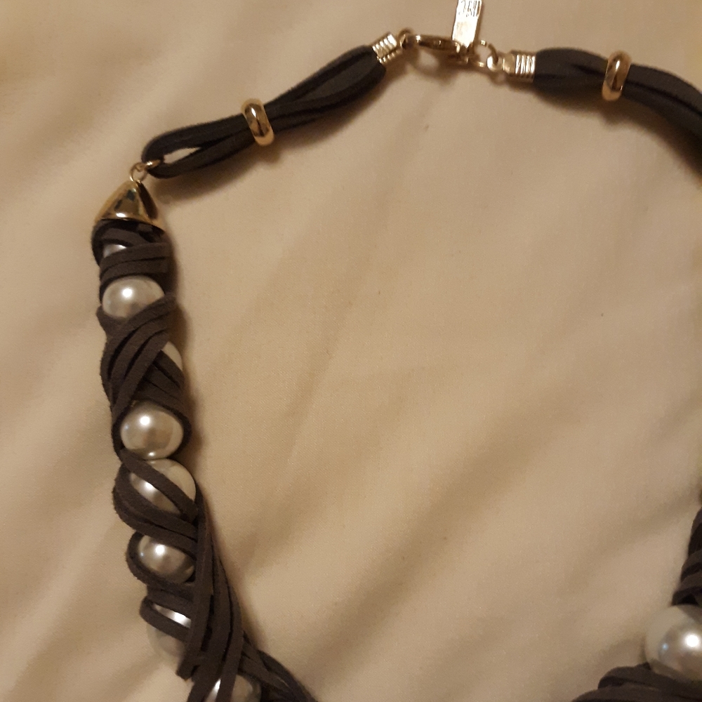 Necklace - Picture 2 of 5
